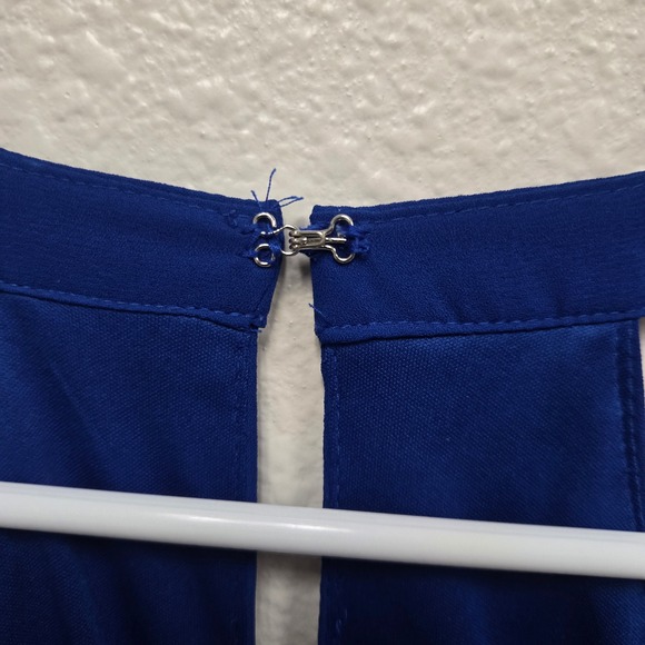 Express Royal Blue V Neck Wrap Tie Waist Sleeveless Romper Size 0 - Picture 4 of 11